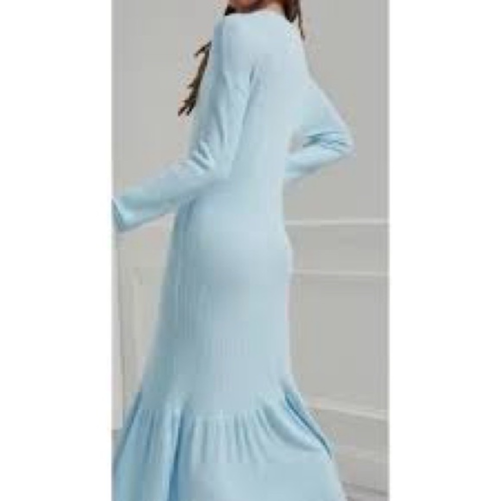 Elegant Light Blue Maxi Dress